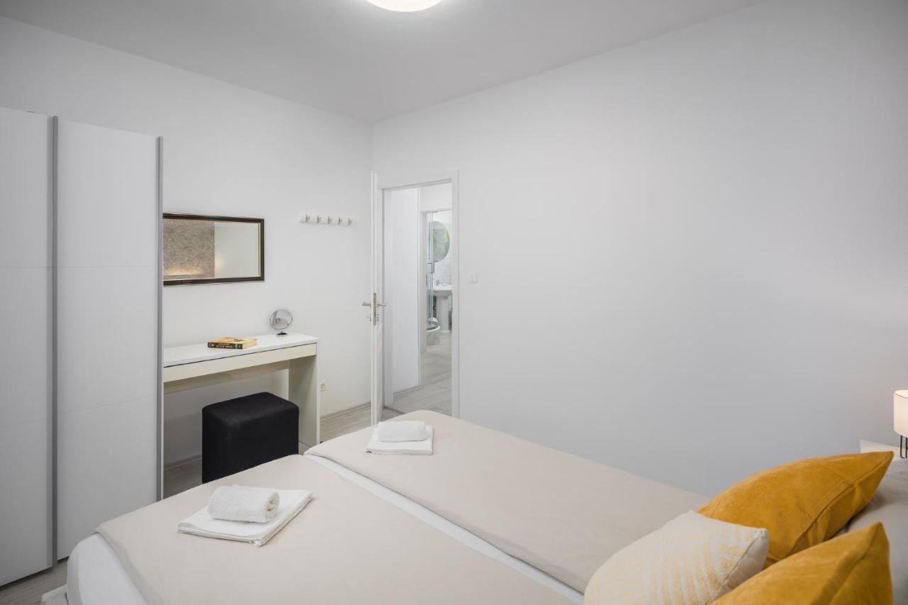 Apartment Sea Pearl Porec Esterno foto